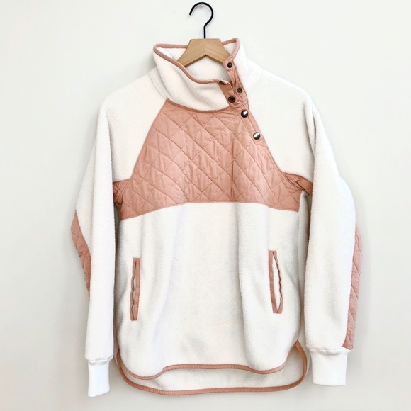 Abercrombie & Fitch Tops - Abercrombie&Fitch•Snapneck Sherpa Sweatshirt S
